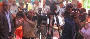 Governador condena promoção do jornalismo “espectacular”