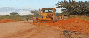 Insuficiência de fundos condiciona reabilitação da estrada Mopeia-Luabo Insuficiência de fundos condiciona reabilitação da estrada Mopeia-Luabo