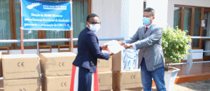 Oferta de 30 mil máscaras para prevenção da COVID-19 na Província da Zambézia Oferta de 30 mil máscaras para prevenção da COVID-19 na Província da Zambézia