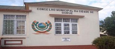 O edil de Gurué, Orlando Janeiro, fez o balanço dos quatro anos da sua governação. O edil de Gurué, Orlando Janeiro, fez o balanço dos quatro anos da sua governação.